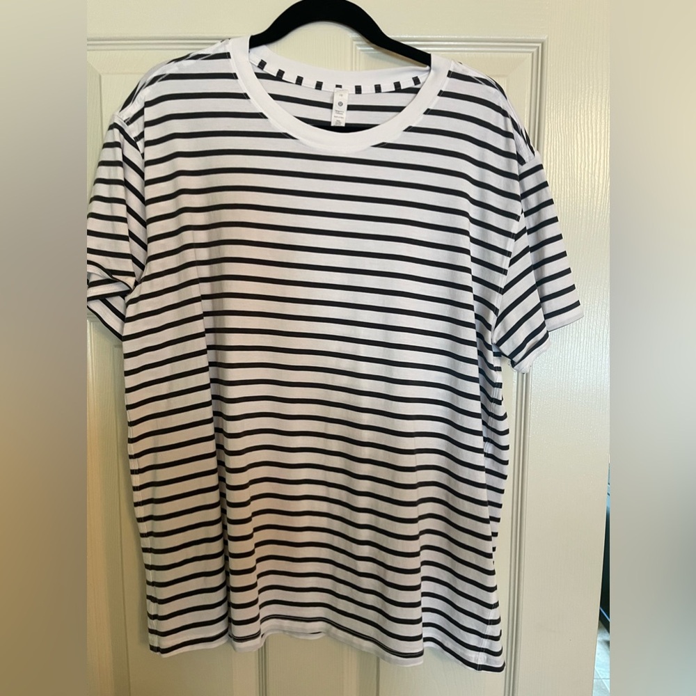 Lululemon all yours tee